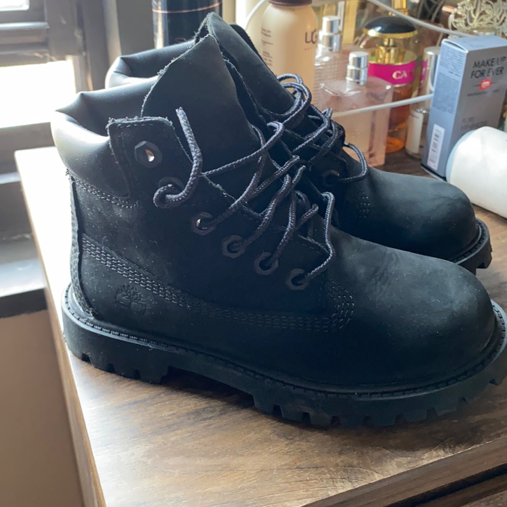 Worn twice black timberland boots size 11 toddler